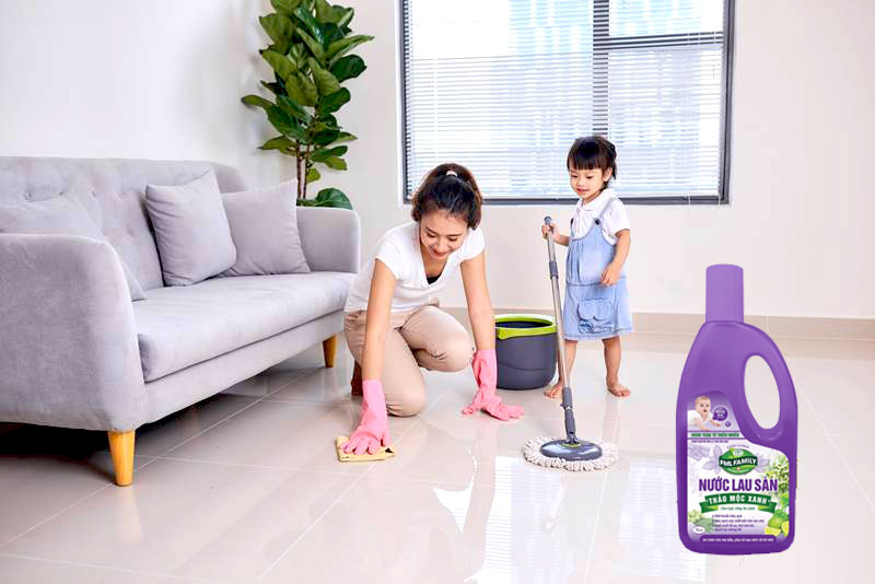 Nước Lau Sàn Thảo Dược Thảo Mộc Xanh FML Family