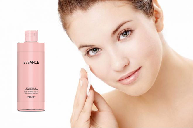 Nước tẩy trang Essance Brightening Cleansing Water - Ohui Kiên Giang