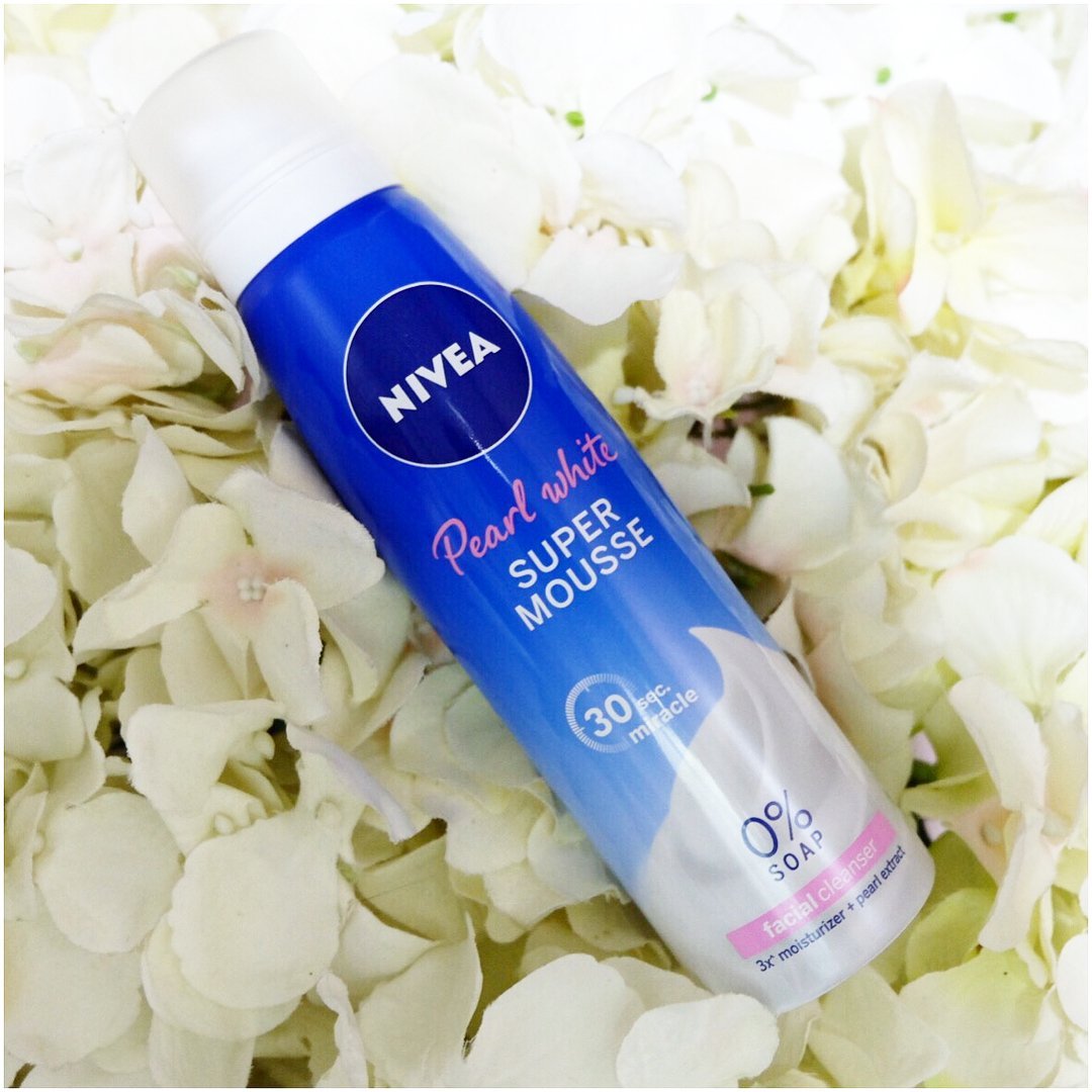 Bọt rửa mặt NIVEA