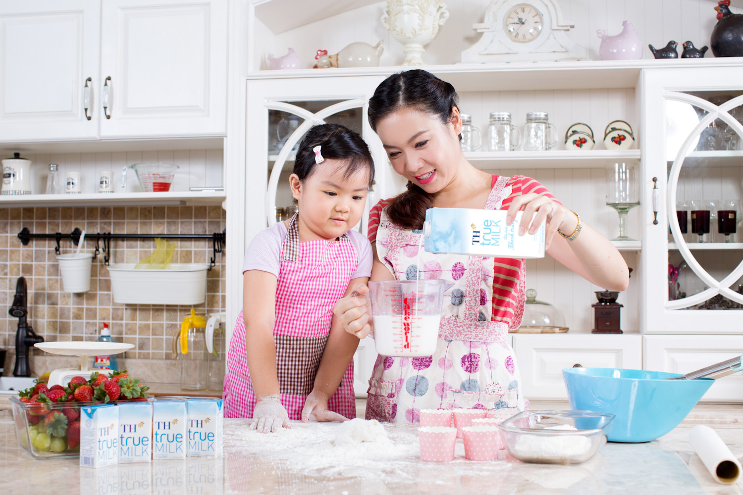 Sữa Tươi Sạch Thanh Trùng TH True MILK Mua Ở Đâu Chất Lượng, Đún Giá? Ngon Không?