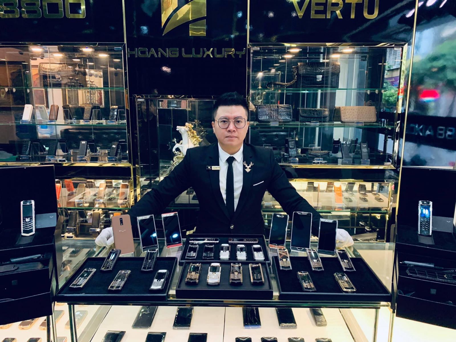 Vertu Việt Nam - Thương Hiệu Thượng Lưu